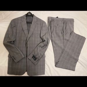 Jos. A. Bank Gray men’s suit